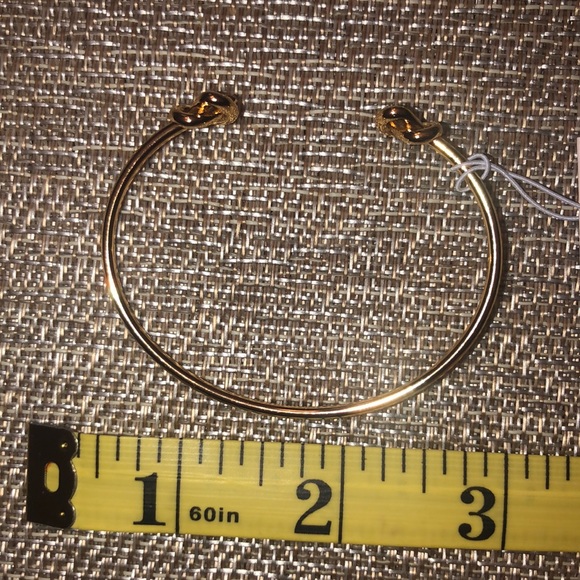 Kate Spade Loves Me Knot CZ Heartđź’› Knot Cuff - Picture 2 of 4